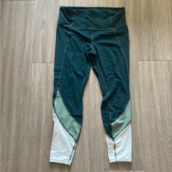 Athleta Pants - ATHLETA Leggings